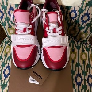 Brand New Burberry color block Ramsey sneakers